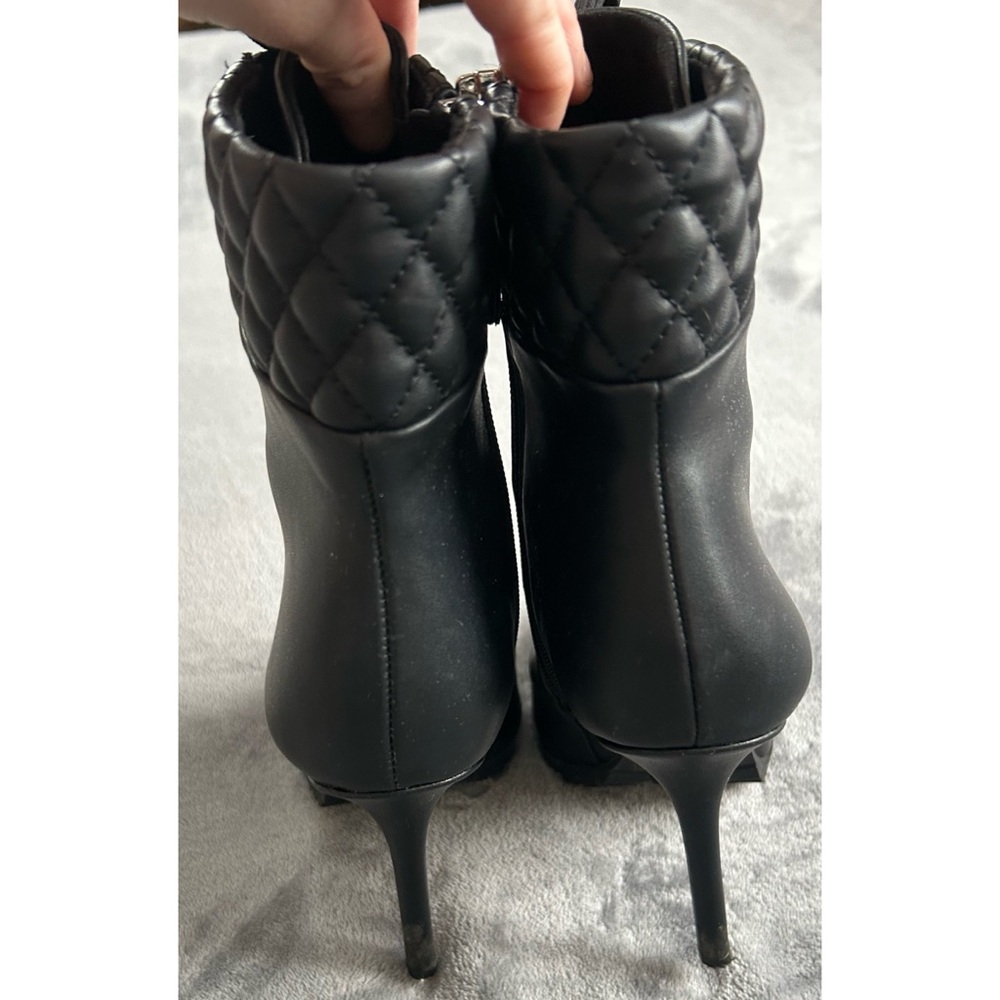🖤 Jennifer Lopez Lace Up Boots - Picture 5 of 7